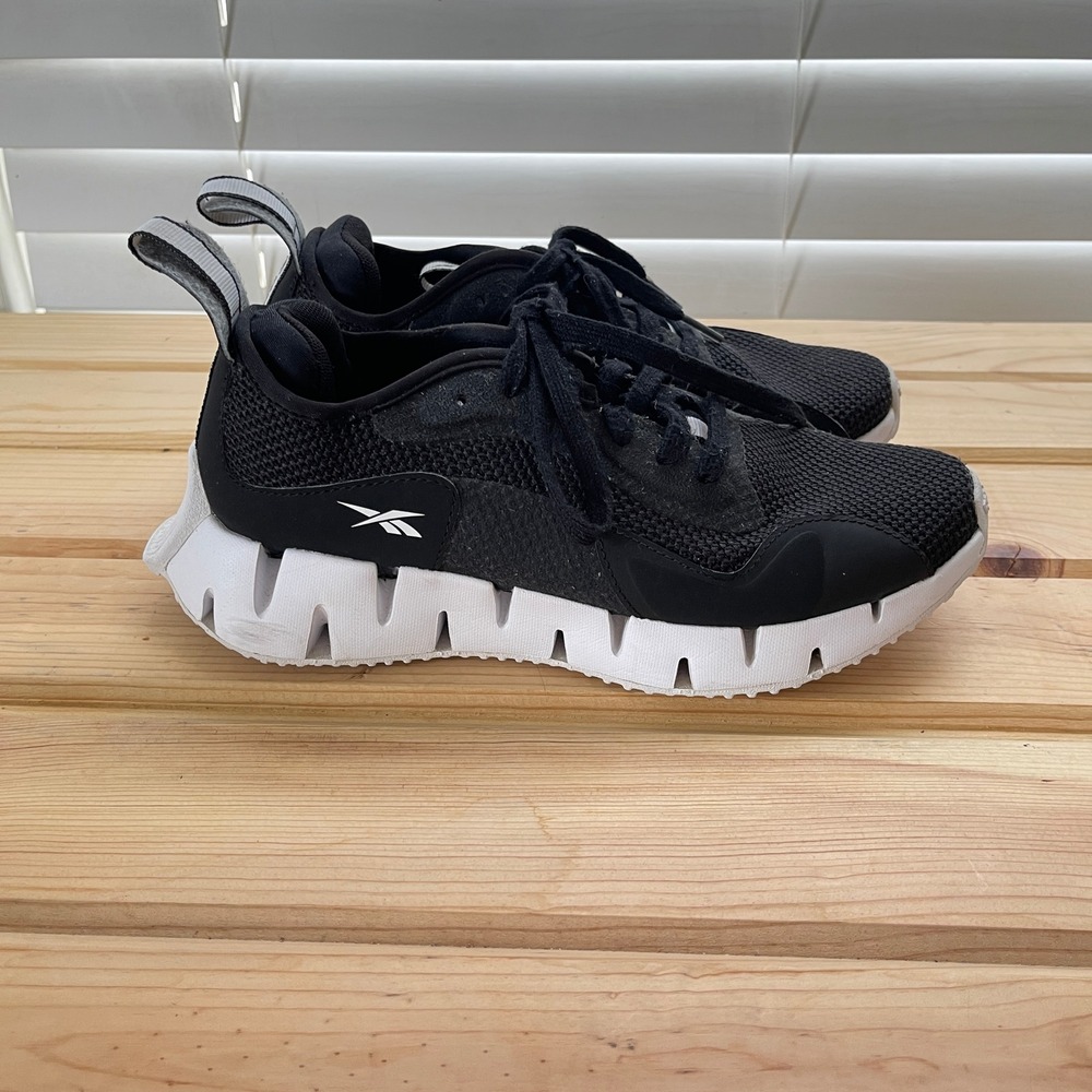 Reebok Zig Dynamica Womens Running Shoes Black White Sneakers GZ1077